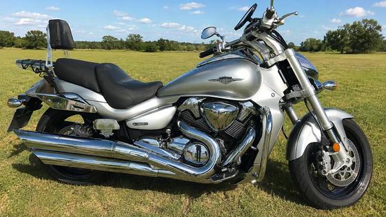 SUZUKI BOULEVARD M1800R SUZUKI BOULEVARD M1800R